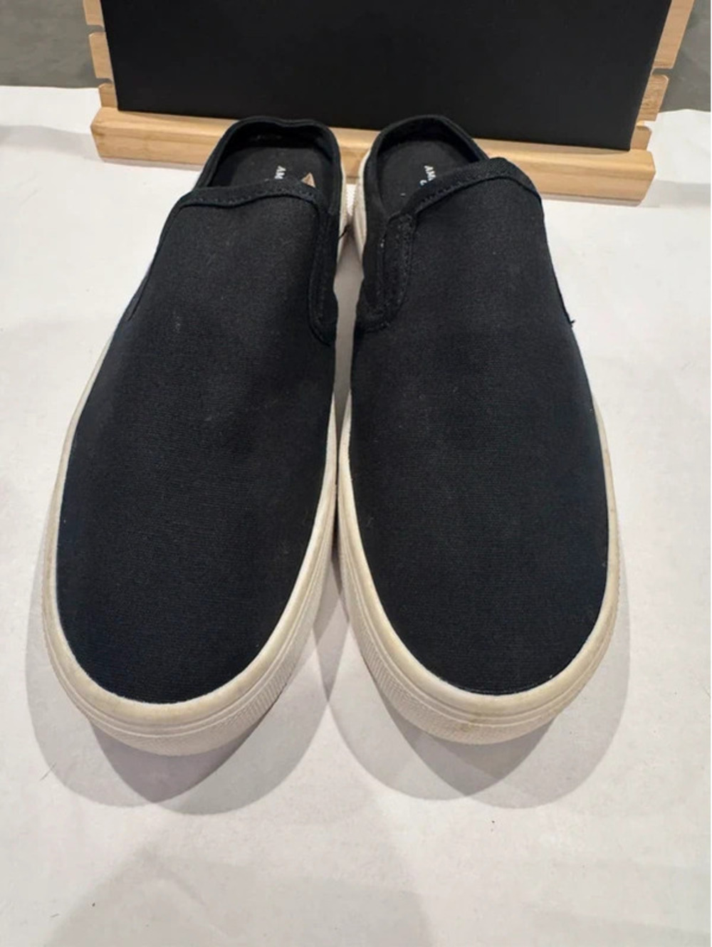 American Eagle Outfitters slip on tennis shoes, no back, size 7